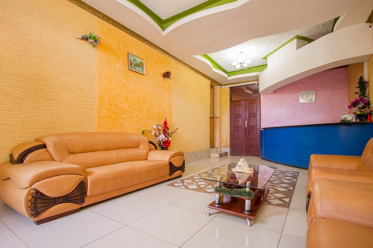 Grande Hotel Isiolo Eksteriør bilde